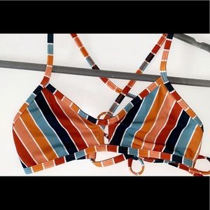 Jolyn bikini top!